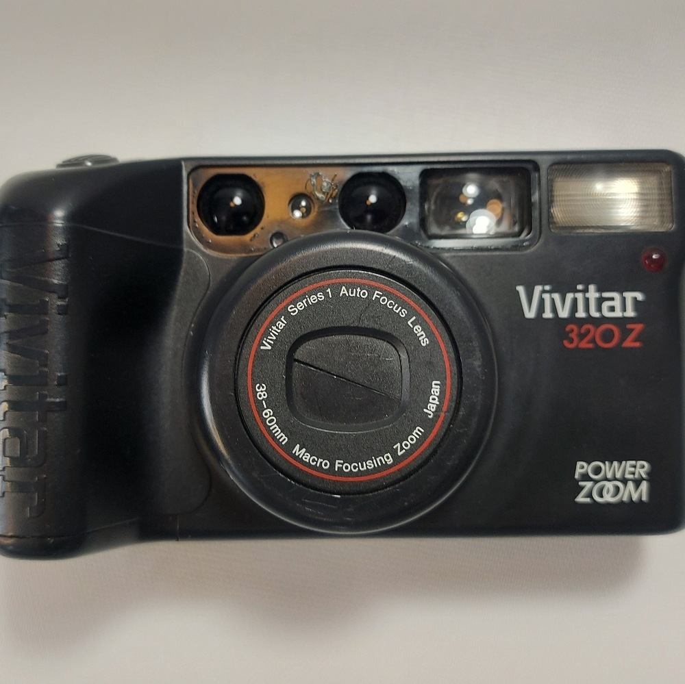 Vivitar 320Z Power Zoom 35mm Film Camera Series 1 Auto Focus Lens